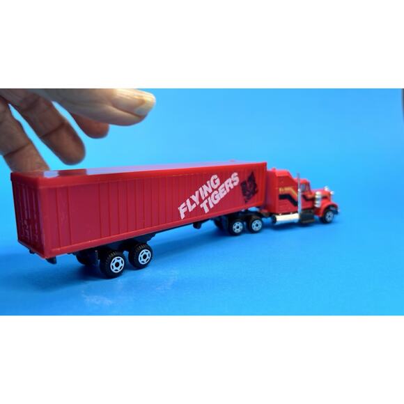 Vintage Zee Toys K-3 FLYING TIGER HO scale model Semi-Tractor Truck Trailer - Picture 6 of 9